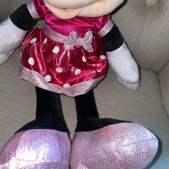 Just Play Tickled Pink Minnie Mouse Interactive Plush - Picture 5 of 12